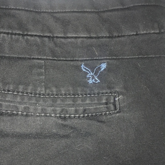 American Eagle Outfitters live your life black Bermuda chino flat front khaki’s - Picture 7 of 7